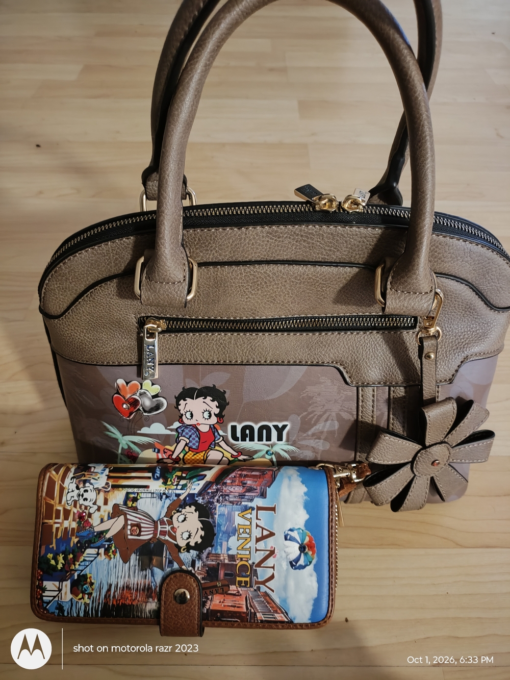 Taupe Brown LanyBetty Boop Women's Satchel Bag with Floral Charm Wallet Set